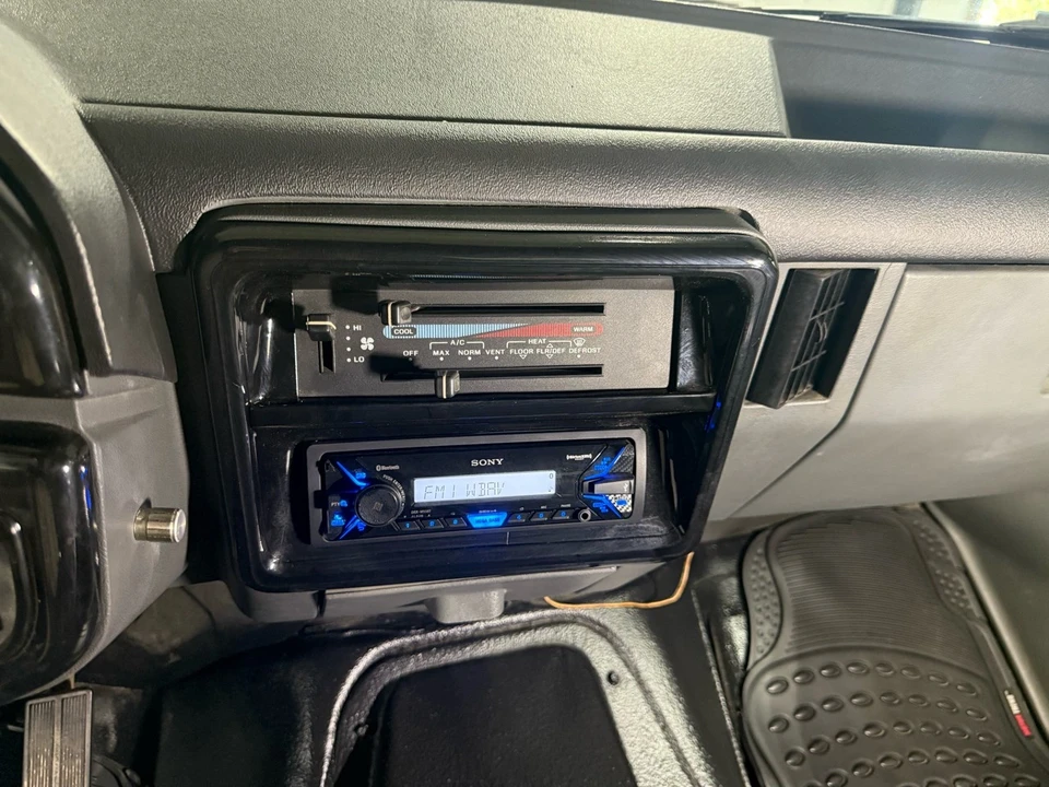 1989 Ford Bronco 4th Gen - Image 15 of 21