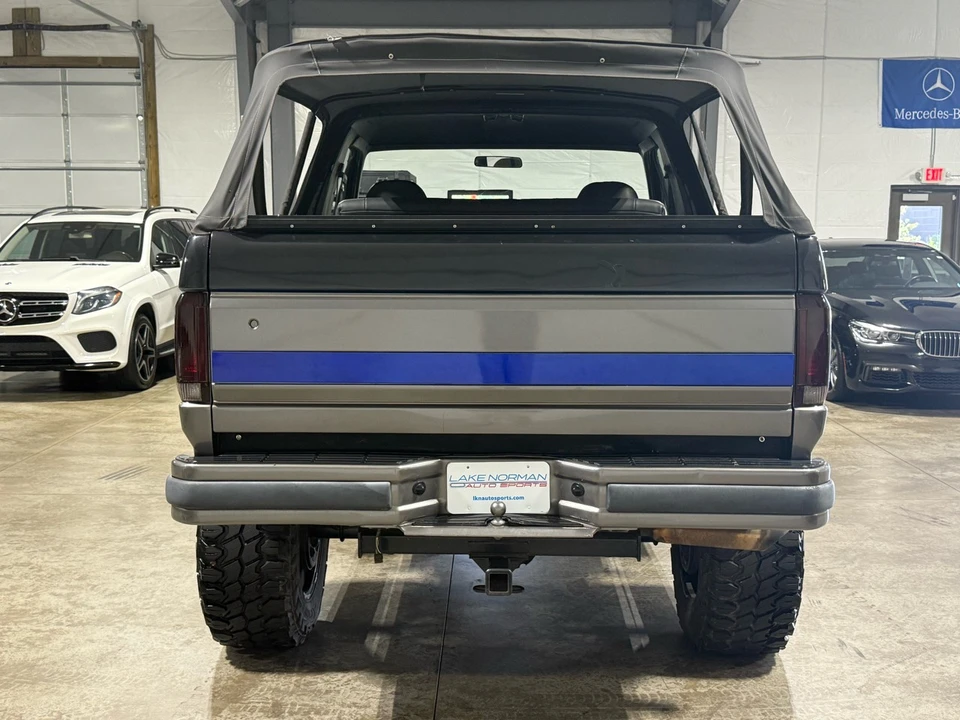 1989 Ford Bronco 4th Gen - Image 5 of 21
