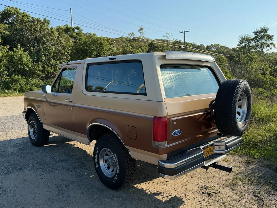 1989 Ford Bronco 4th Gen - Image 30 of 31