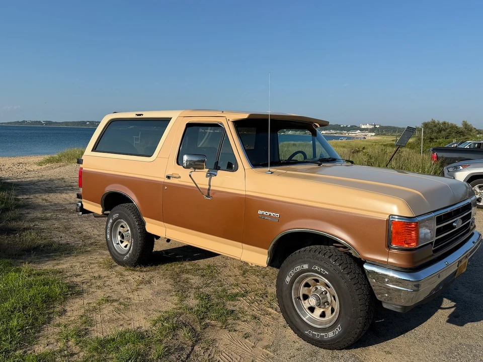 1989 Ford Bronco 4th Gen - Image 15 of 31