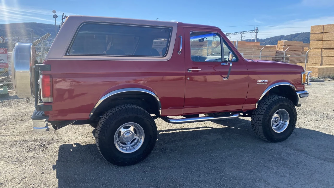 1989 Ford Bronco 4th Gen - Image 8 of 31