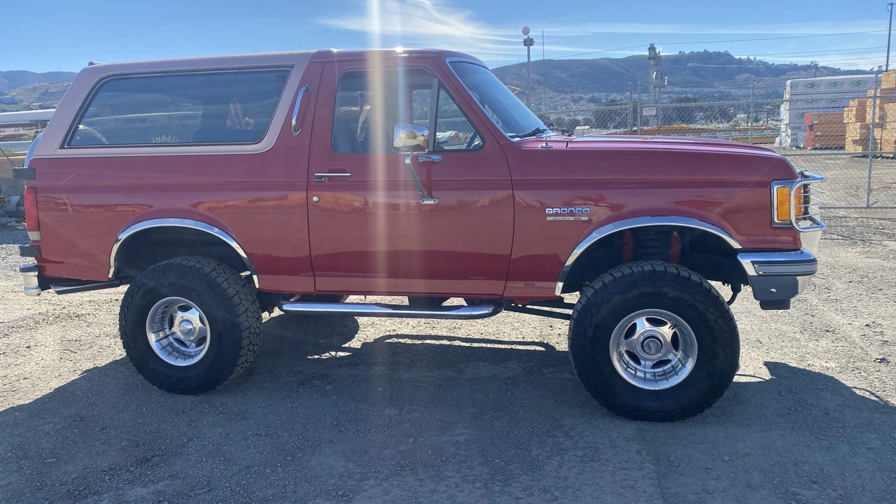 1989 Ford Bronco 4th Gen - Image 9 of 31