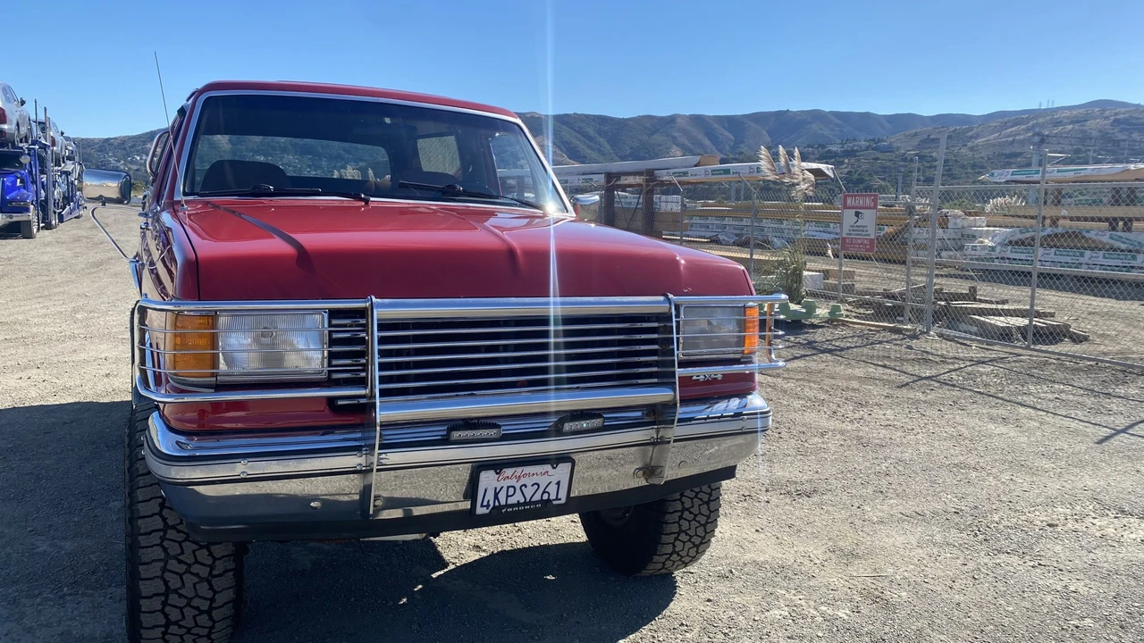 1989 Ford Bronco 4th Gen - Image 14 of 31
