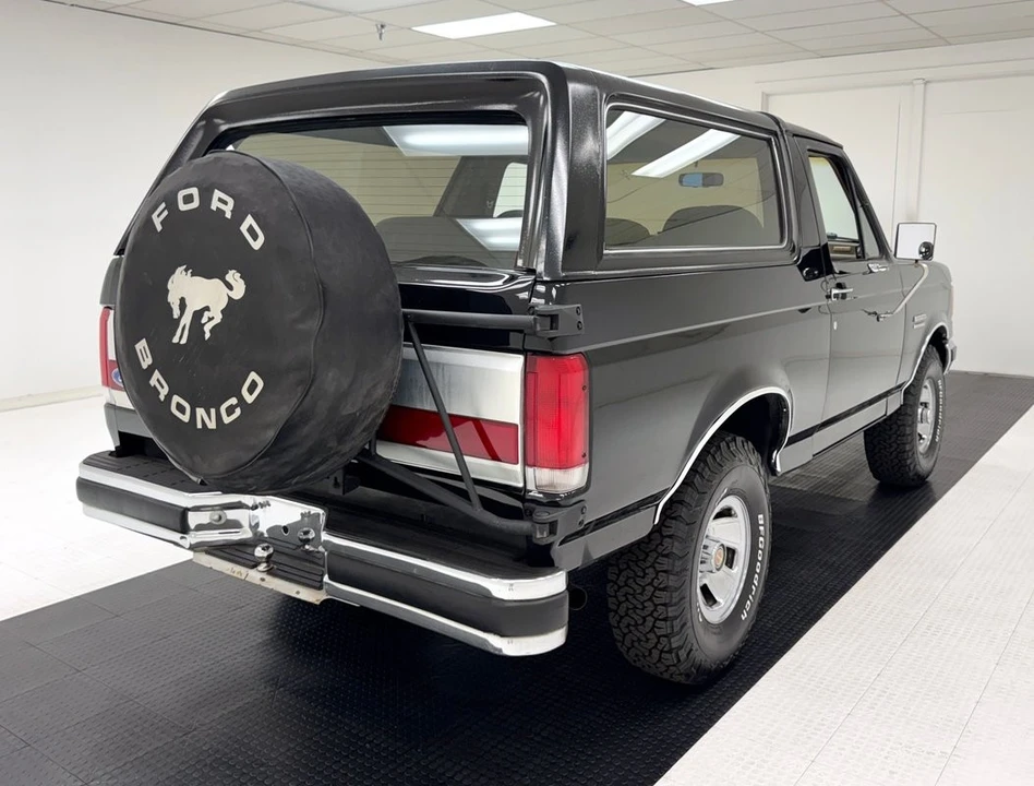 1989 Ford Bronco 4th Gen - Image 5 of 31