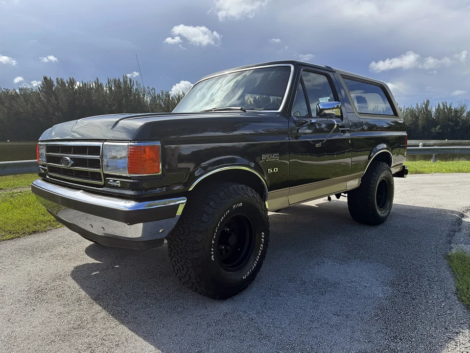 1989 Ford Bronco 4th Gen - Image 3 of 31