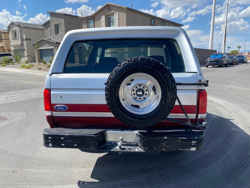 1989 Ford Bronco 4th Gen - Image 6 of 14