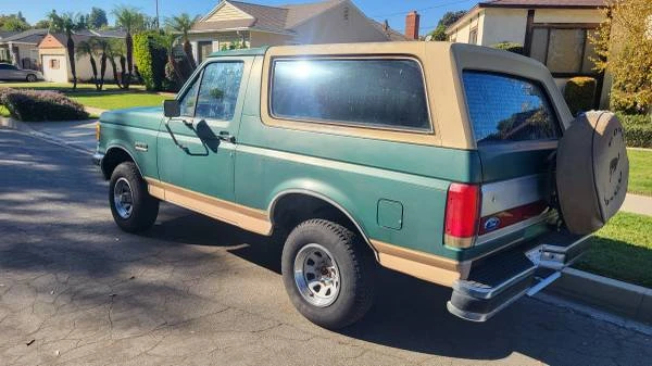 1989 Ford Bronco 4th Gen - Image 2 of 8