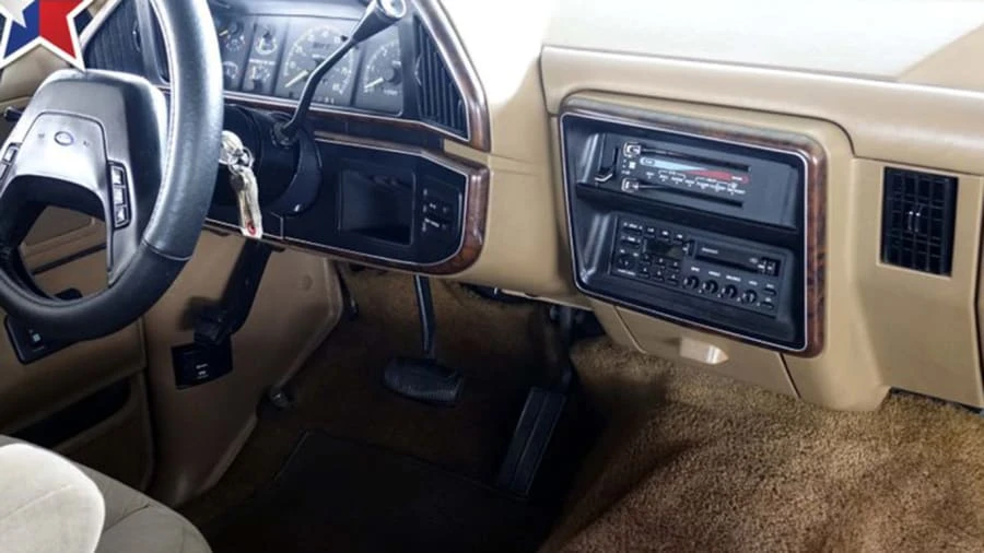 1989 Ford Bronco 4th Gen - Image 5 of 12