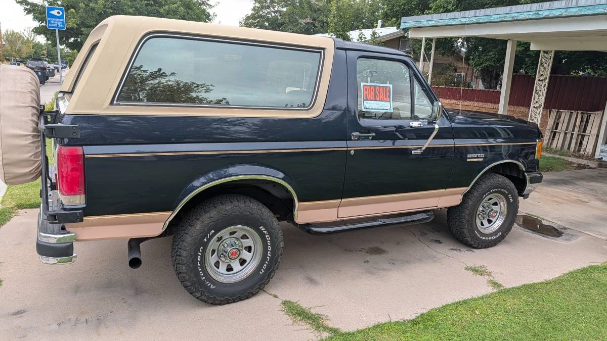 1989 Ford Bronco 4th Gen - Image 2 of 14