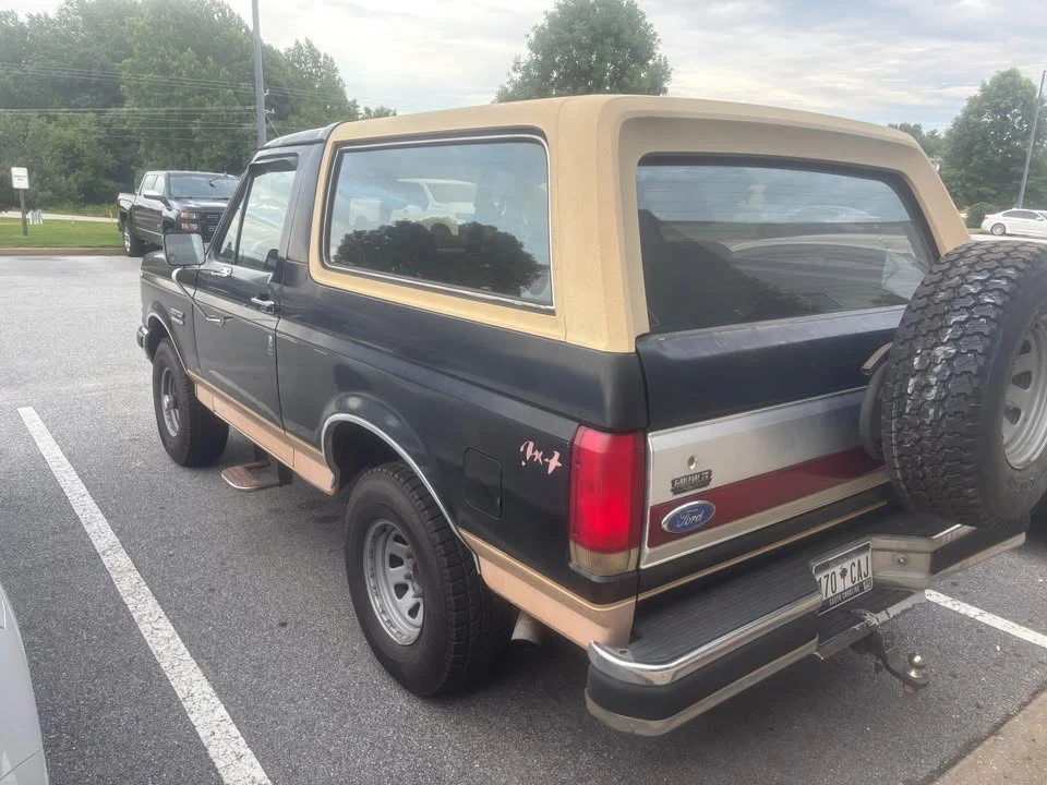 1989 Ford Bronco 4th Gen - Image 3 of 4