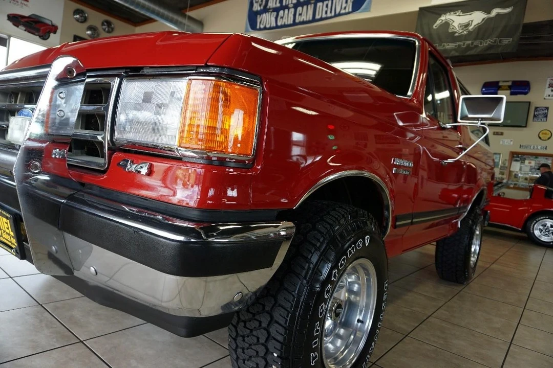 1989 Ford Bronco 4th Gen - Image 13 of 31