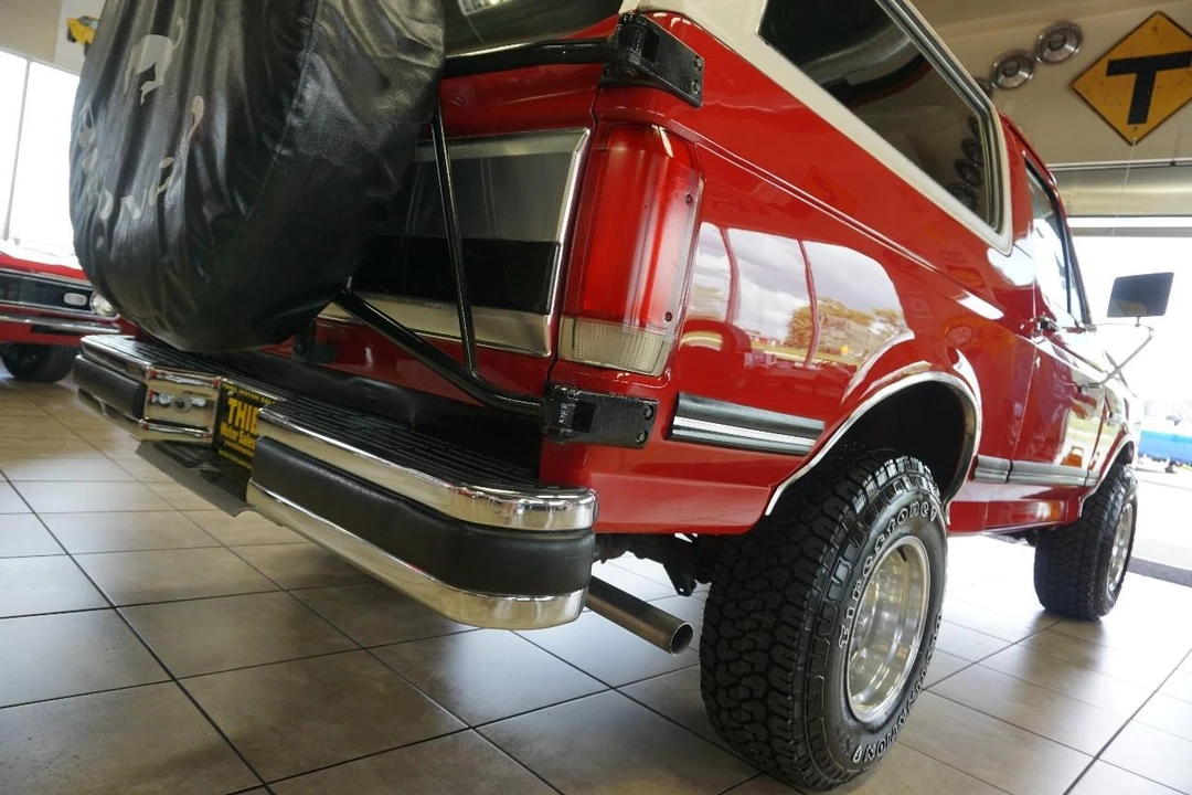 1989 Ford Bronco 4th Gen - Image 16 of 31