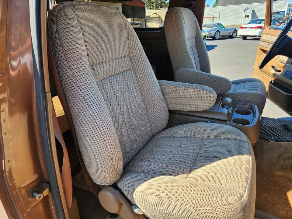 1989 Ford Bronco 4th Gen - Image 9 of 20