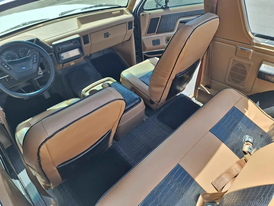 1989 Ford Bronco 4th Gen - Image 5 of 9