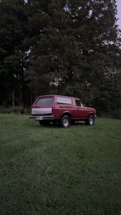 1989 Ford Bronco 4th Gen - Image 2 of 4