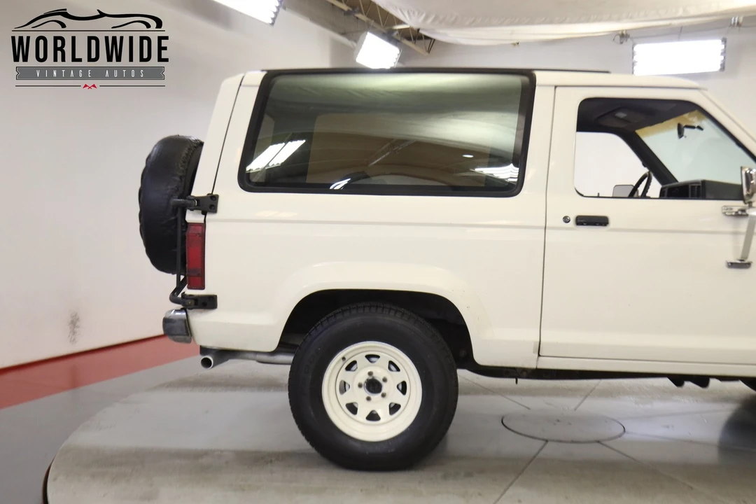 1989 Ford Bronco II - Image 9 of 12