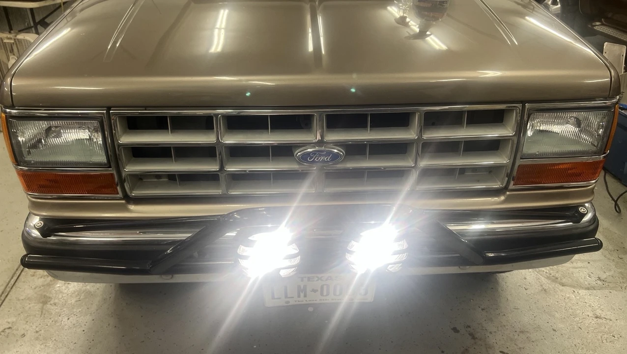 1989 Ford Bronco II - Image 8 of 31