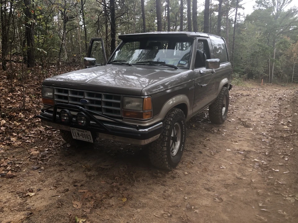 1989 Ford Bronco II - Image 19 of 31