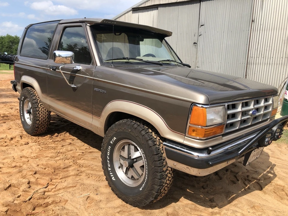1989 Ford Bronco II - Image 24 of 31