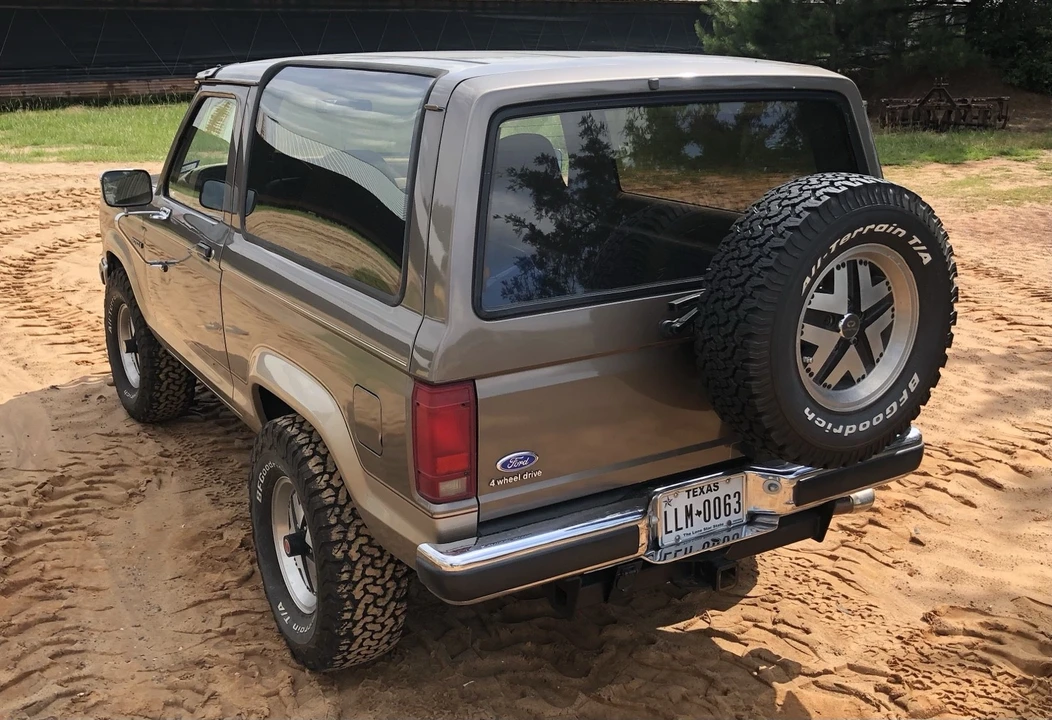 1989 Ford Bronco II - Image 26 of 31