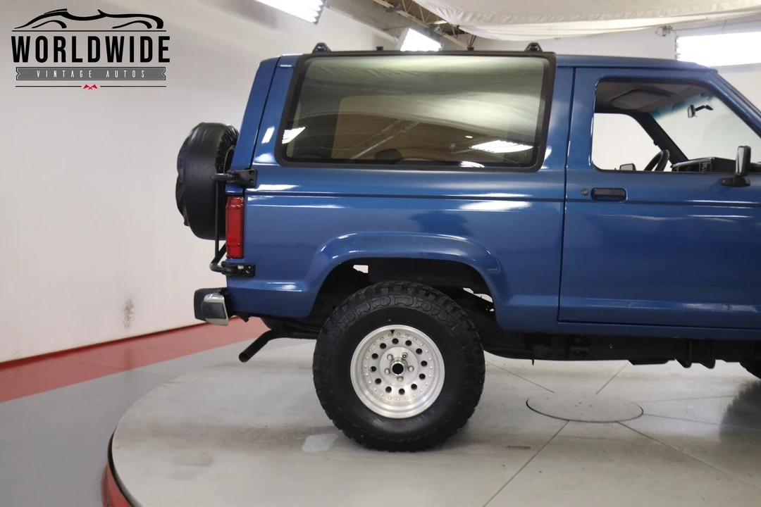 1989 Ford Bronco II - Image 9 of 12