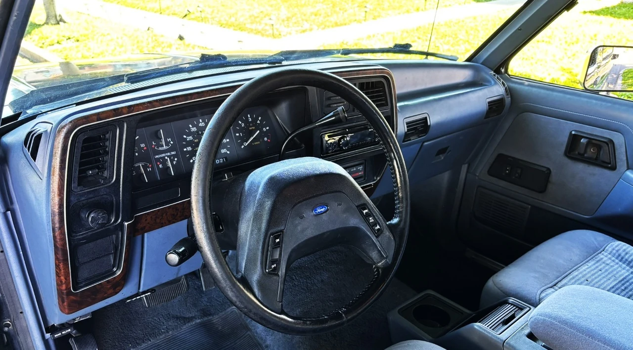1989 Ford Bronco II - Image 13 of 21