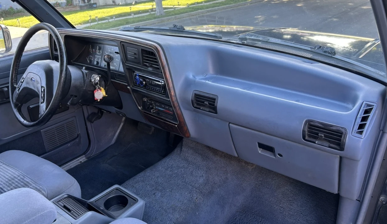 1989 Ford Bronco II - Image 17 of 21