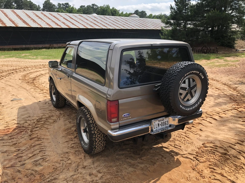 1989 Ford Bronco II - Image 23 of 31