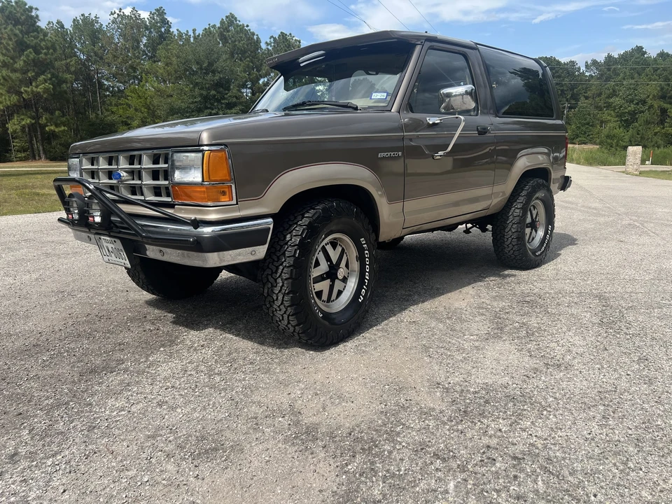 1989 Ford Bronco II - Image 2 of 31