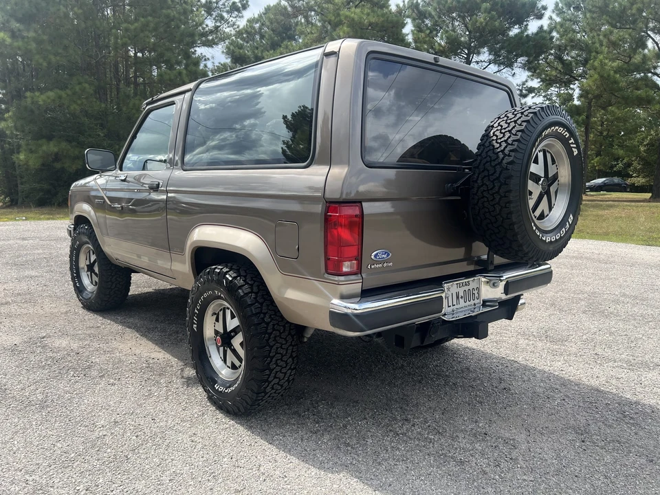 1989 Ford Bronco II - Image 5 of 31