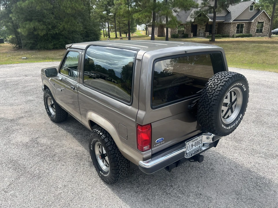 1989 Ford Bronco II - Image 6 of 31