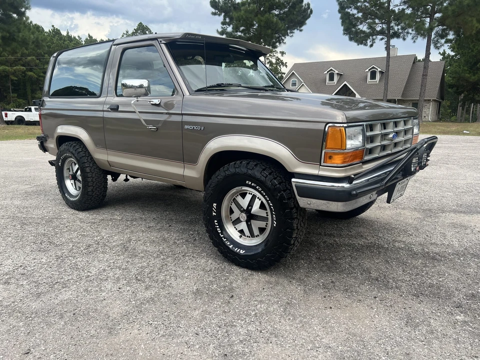 1989 Ford Bronco II - Image 13 of 31