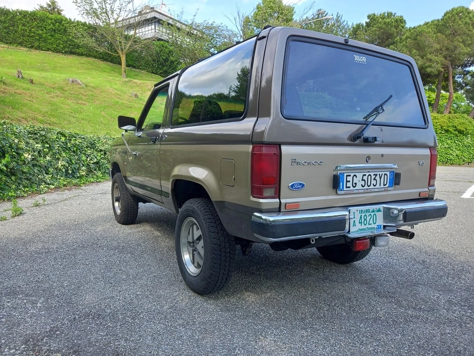 1989 Ford Bronco II - Image 15 of 30