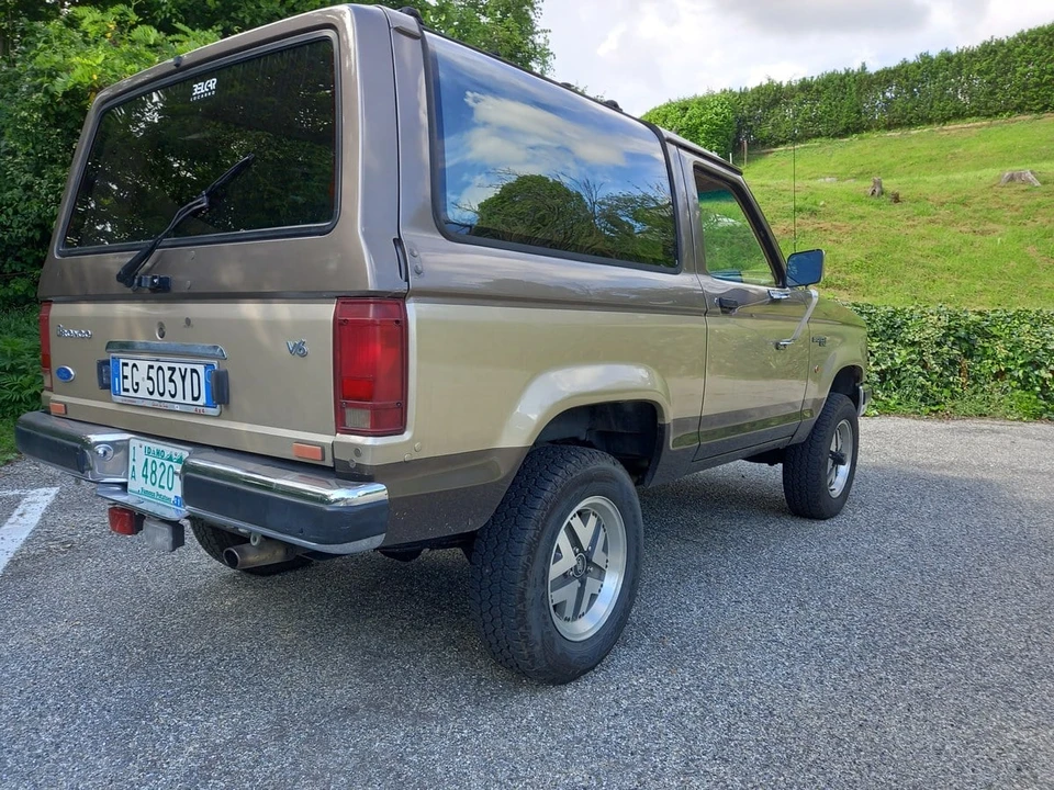 1989 Ford Bronco II - Image 16 of 30
