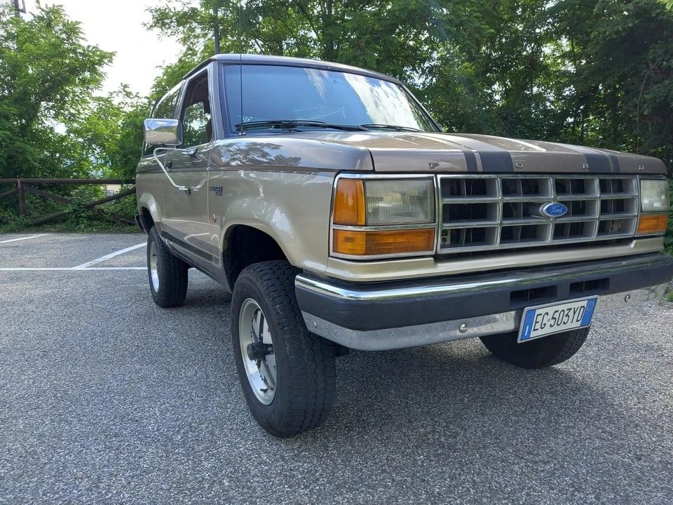 1989 Ford Bronco II - Image 2 of 30