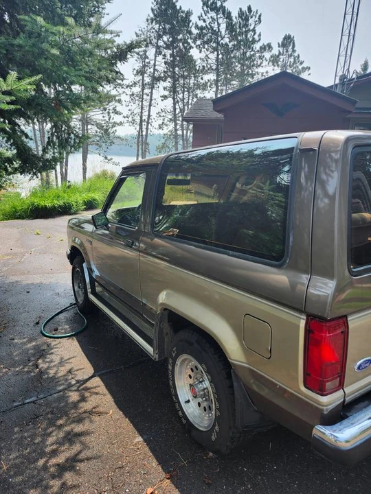 1989 Ford Bronco II - Image 12 of 15