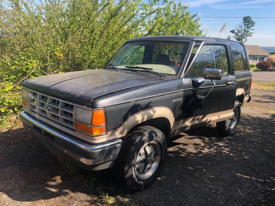 1989 Ford Bronco 4th Gen - Image 3 of 11