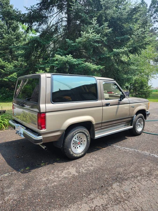 1989 Ford Bronco II - Image 10 of 15