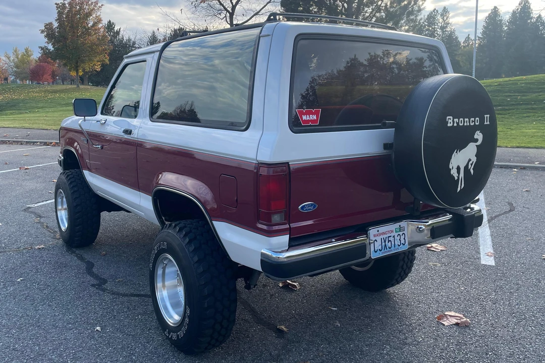 1989 Ford Bronco II - Image 4 of 31