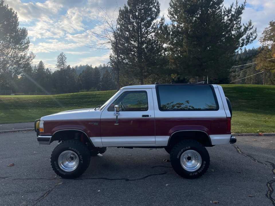 1989 Ford Bronco II - Image 13 of 31