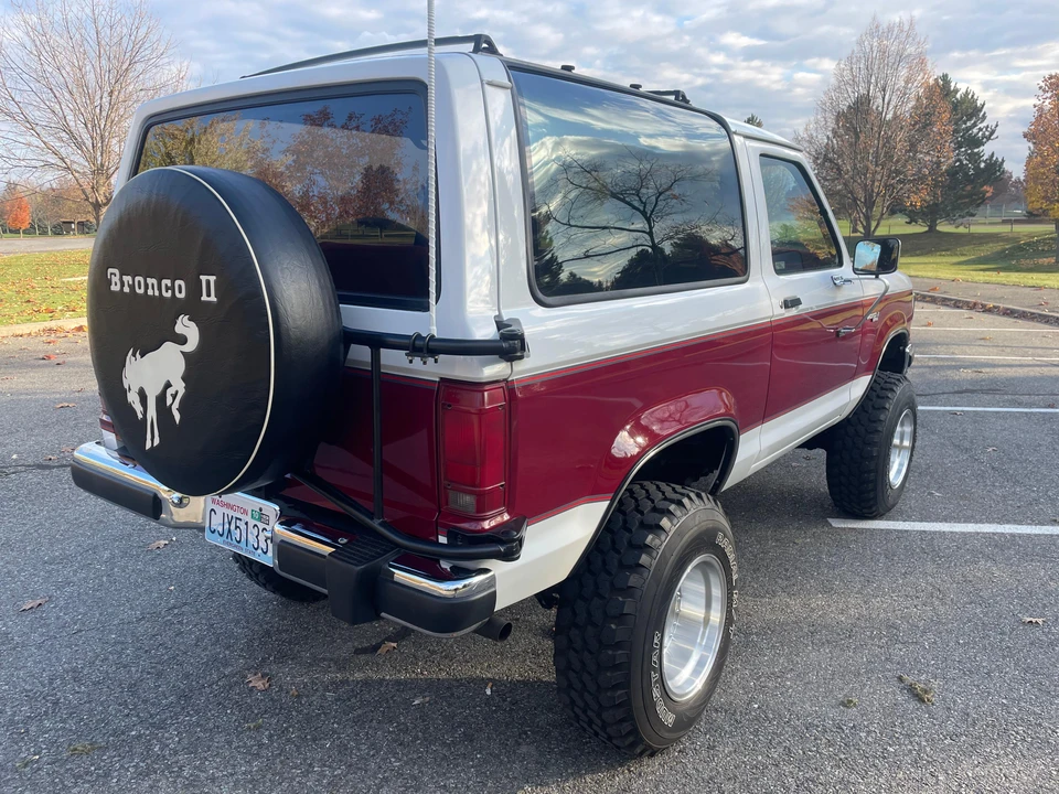 1989 Ford Bronco II - Image 21 of 31