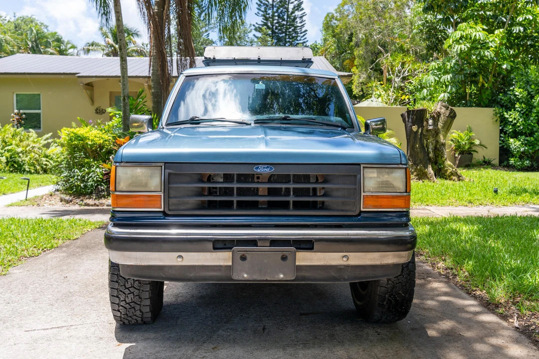 1989 Ford Bronco - Image 2 of 31