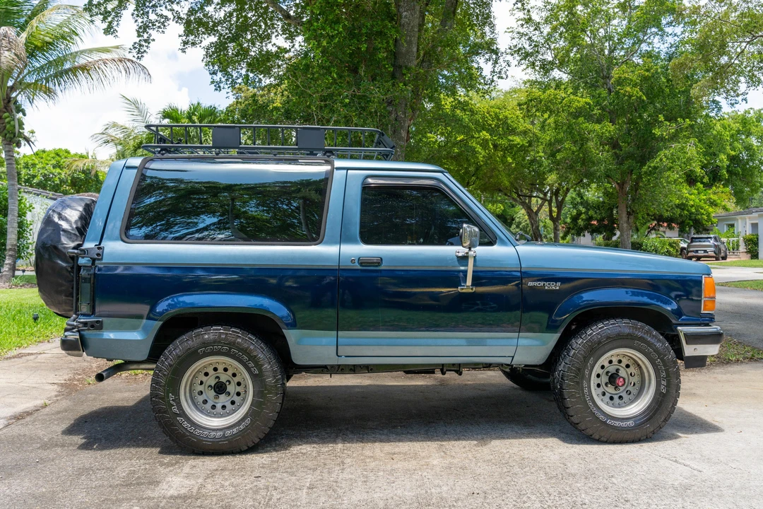 1989 Ford Bronco - Image 6 of 31