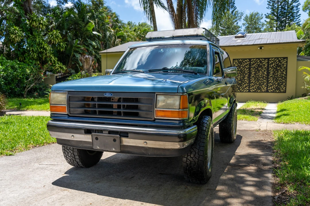 1989 Ford Bronco - Image 8 of 31