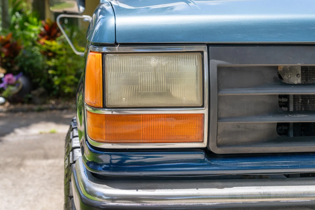 1989 Ford Bronco - Image 9 of 31