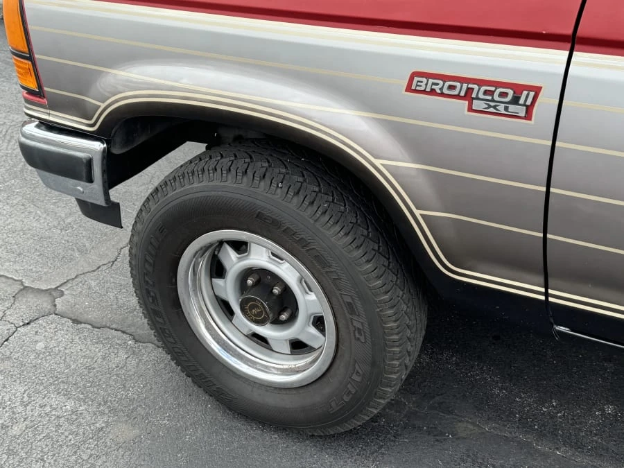 1989 Ford Bronco II - Image 4 of 10