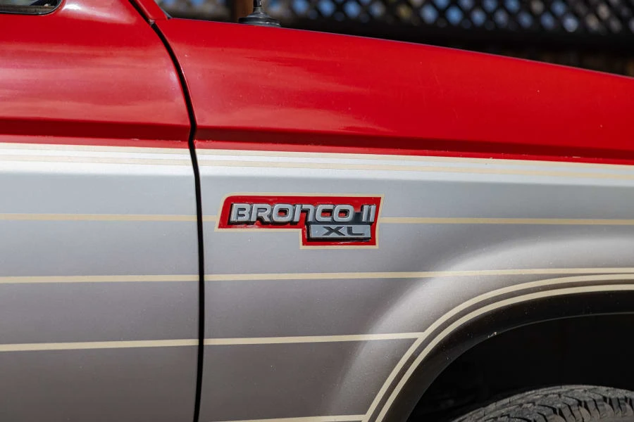 1989 Ford Bronco II - Image 7 of 28