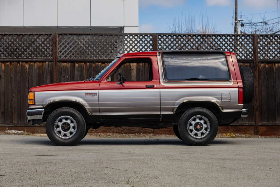 1989 Ford Bronco II - Image 2 of 28