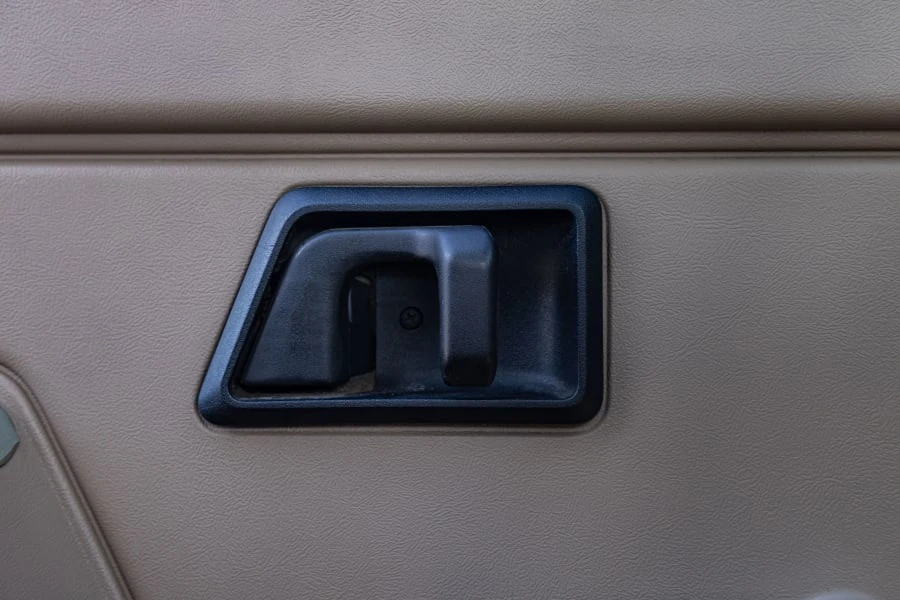 1989 Ford Bronco II - Image 23 of 28