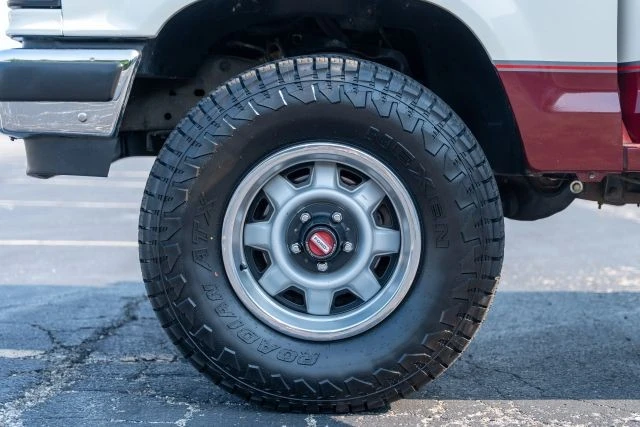 1989 Ford Bronco 4th Gen - Image 5 of 16